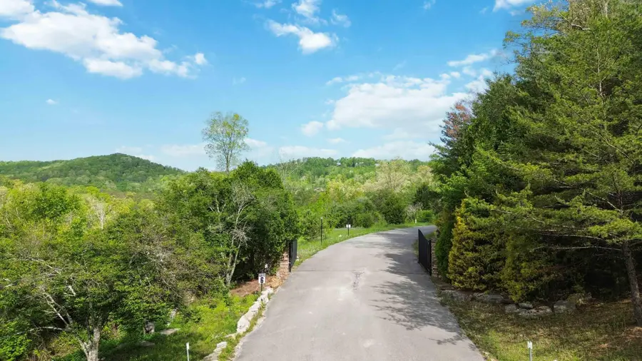 570 Indian Creek, Burnside, KY 42519 - #3