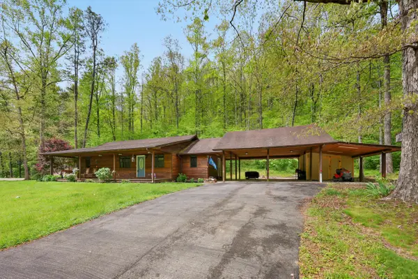 101 Gene White Lane, Morehead, KY 40351