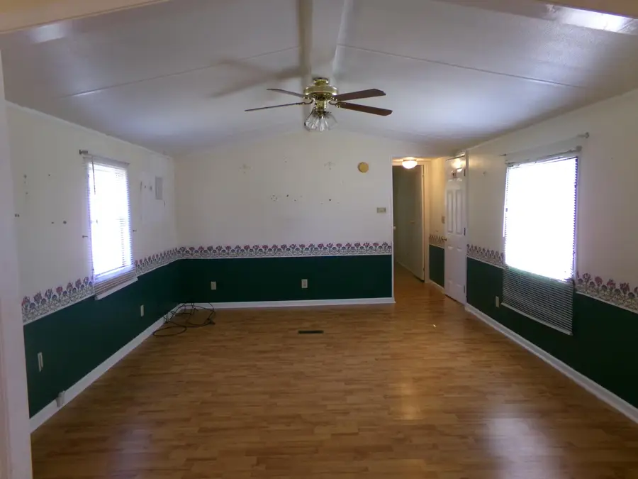 206 Waleto Street, Jeffersonville, KY 40337 - #2