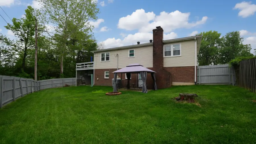 331 Parkwood Place, Frankfort, KY 40601 - #3