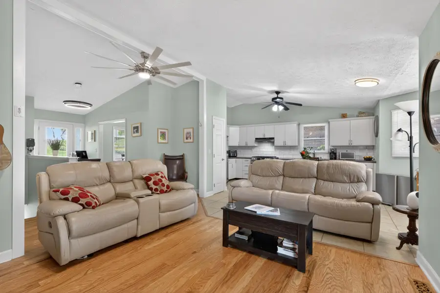1136 Chinoe Road, Lexington, KY 40502 - #2