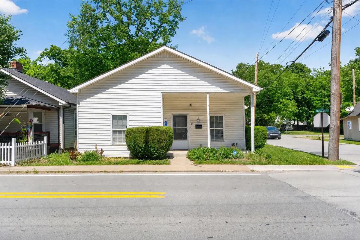372 Holmes Street, Frankfort, KY 40601 - #1