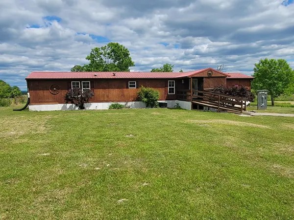 161  Gum Bottom Road, Waco, KY 40385