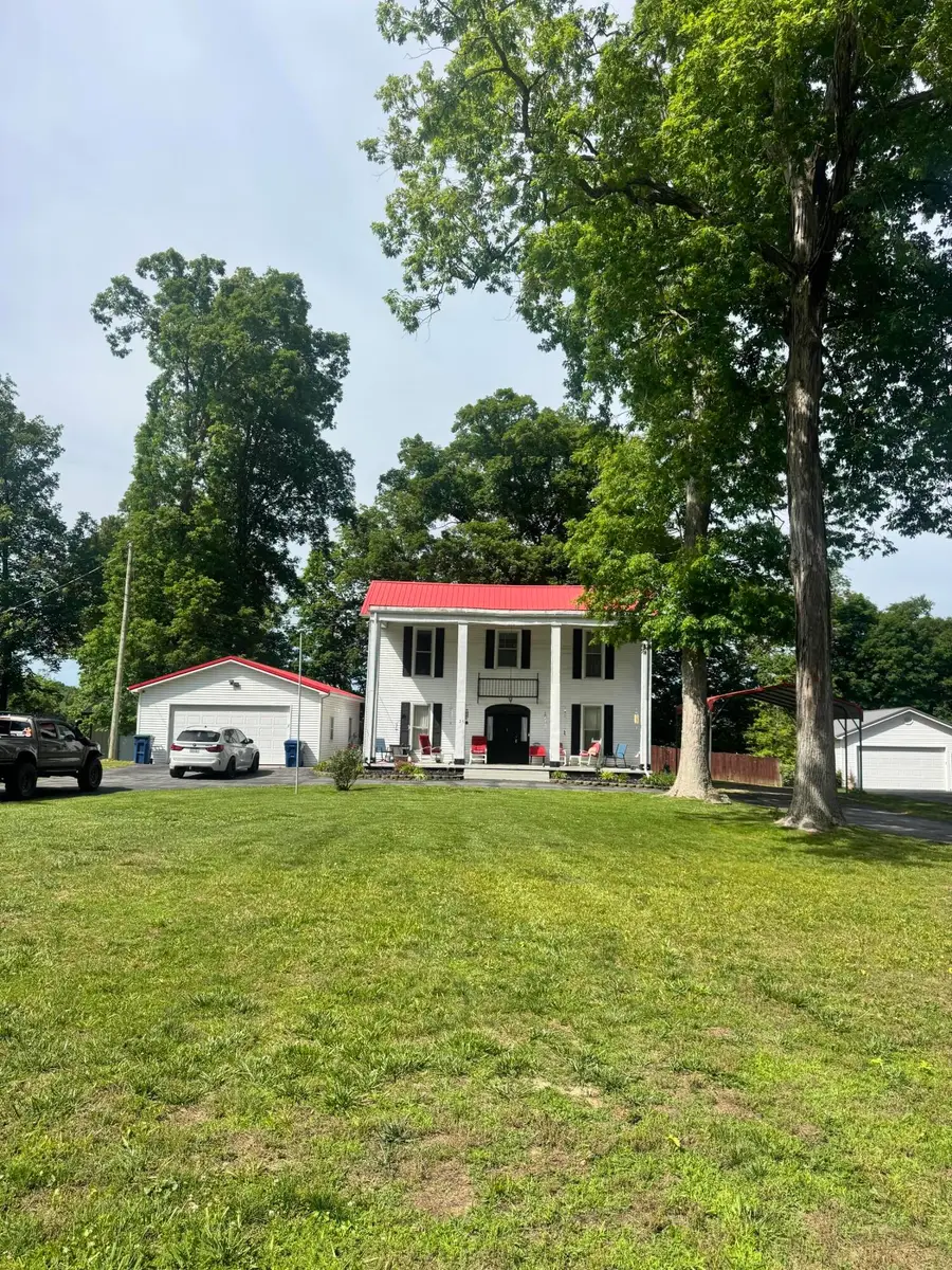 736 E Lakeshore Drive, Burnside, KY 42519 - #2