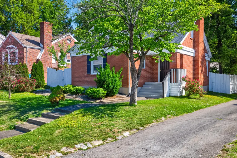 445 Fitzpatrick Street, Danville, KY 40422 - #2