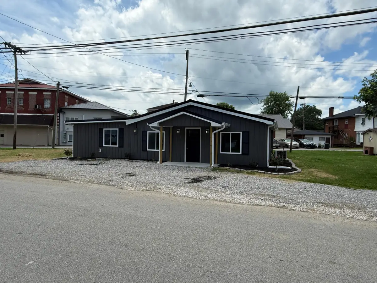 161 S Allison Avenue, Barbourville, KY 40906 - #1
