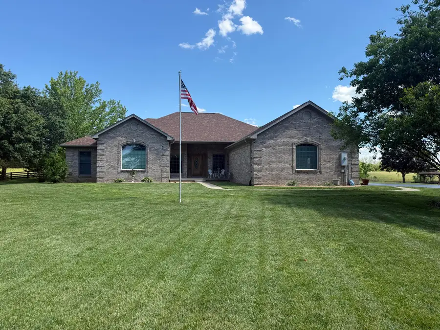 334 Adams Hill Drive, Richmond, KY 40475 - #2