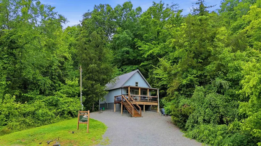 707 Little Indian Drive, Jamestown, KY 42629 - #2