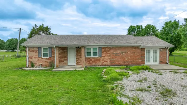 97 Cedar Cliff Road, Waco, KY 40385