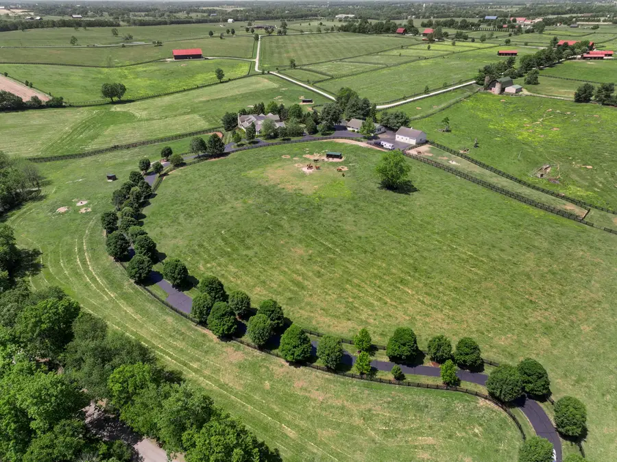 595 Moores Mill Road, Midway, KY 40347 - #2