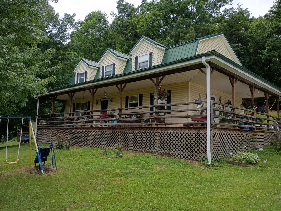 417 Clearview Drive, Hustonville, KY 40437 - #3