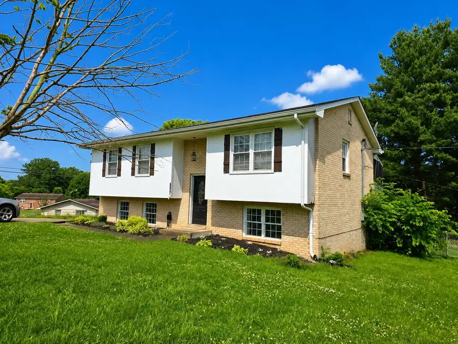 656 Magnolia Drive, Mount Sterling, KY 40353 - #3