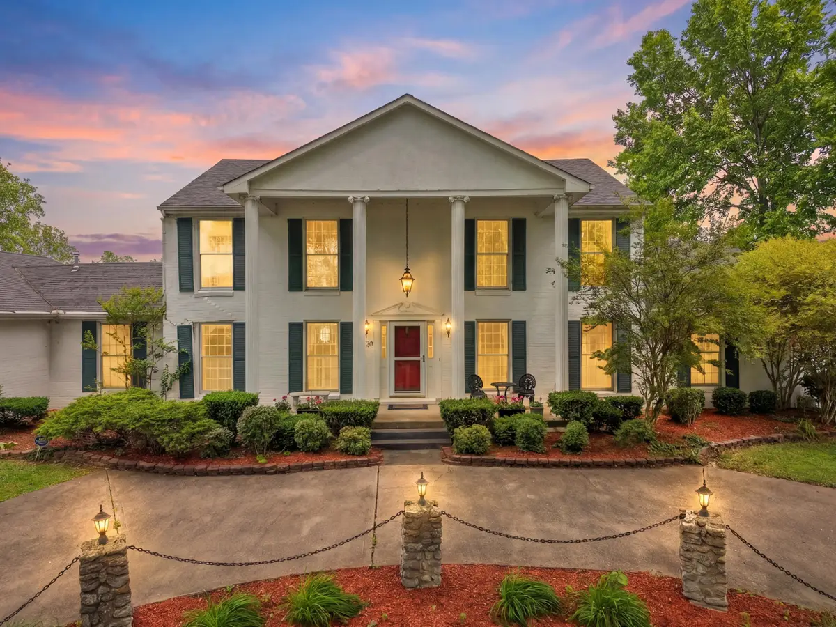 1109 Ashwood Drive, Maysville, KY 41056 - #1