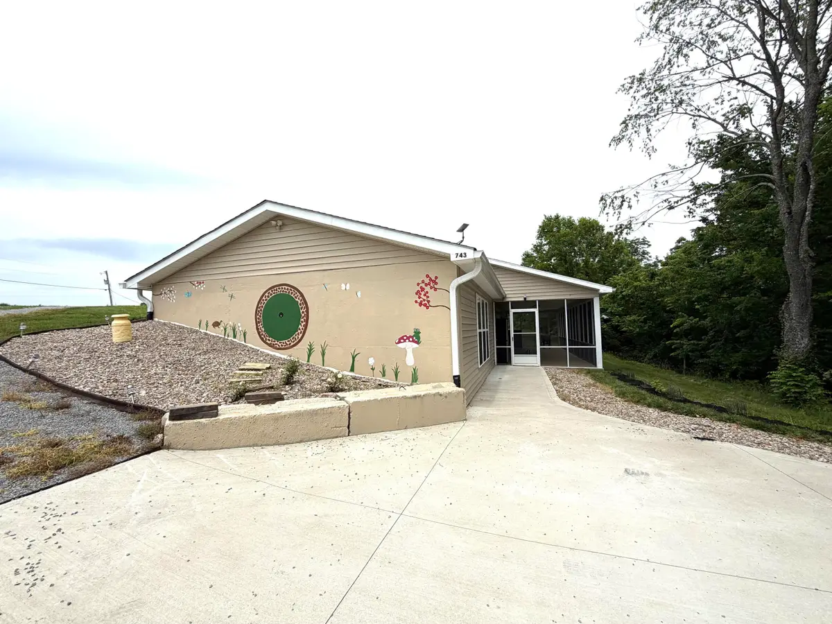 743 Keenon Road, Harrodsburg, KY 40330 - #1