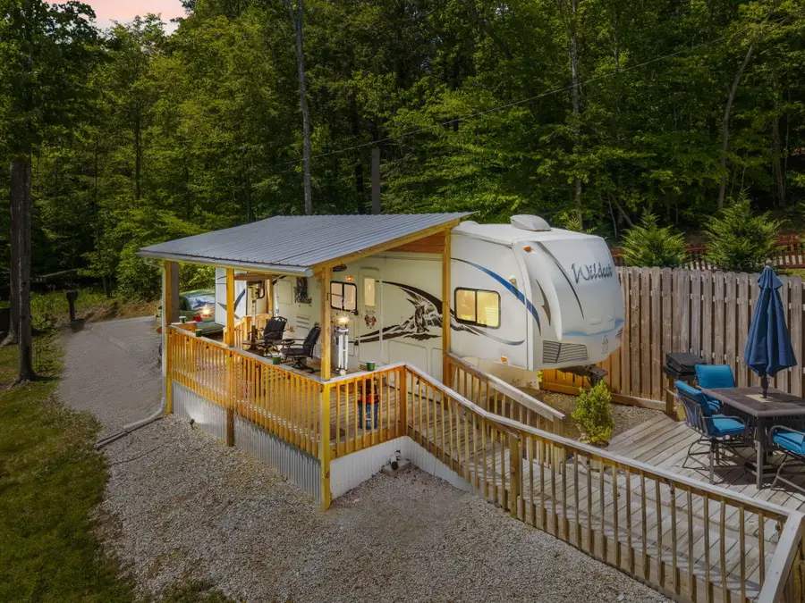 108 Spirit View Lake Dr, Campton, KY 41301 - #2