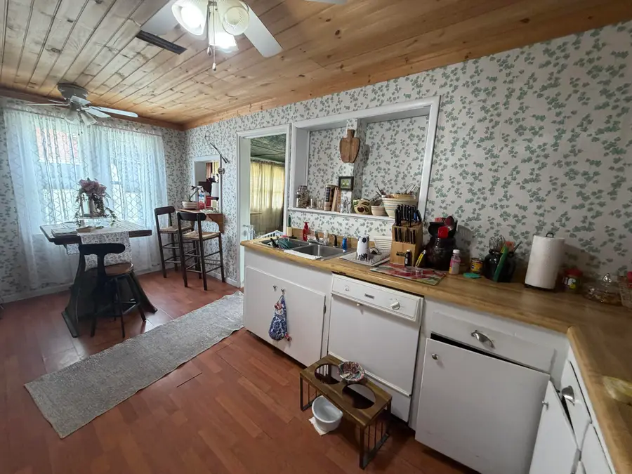 704 Barbourville Street, Corbin, KY 40701 - #3