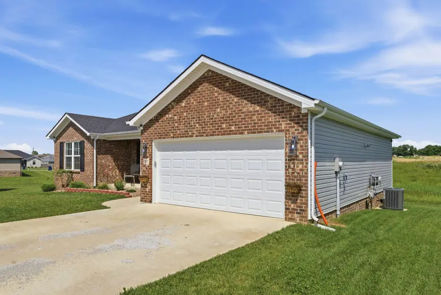 267 Brook Cove, Berea, KY 40403 - #3