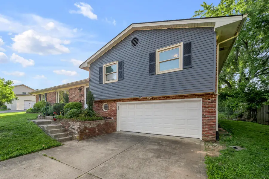 3474 Ormond Circle, Lexington, KY 40517 - #2