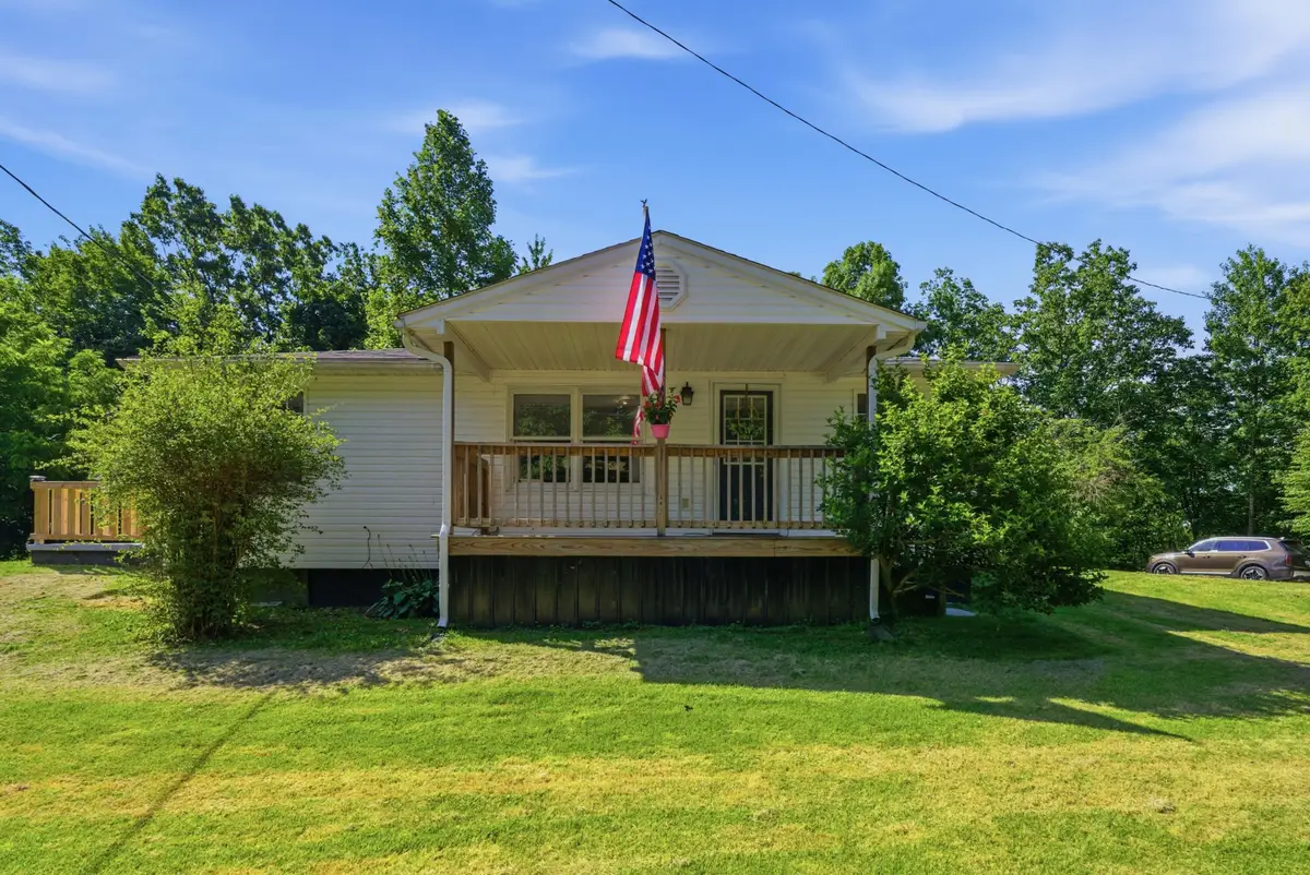 2255 S Tree Tower Road, Sandgap, KY 40481 - #1