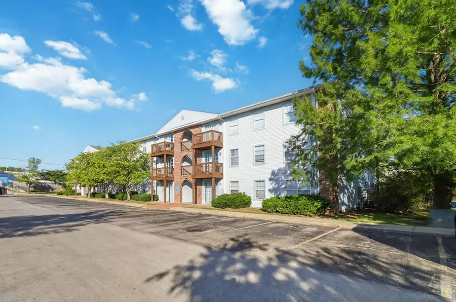 251 Simpson Avenue #319, Lexington, KY 40504 - #2