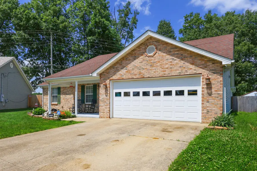 1112 Wood Glen Drive, Frankfort, KY 40601 - #3