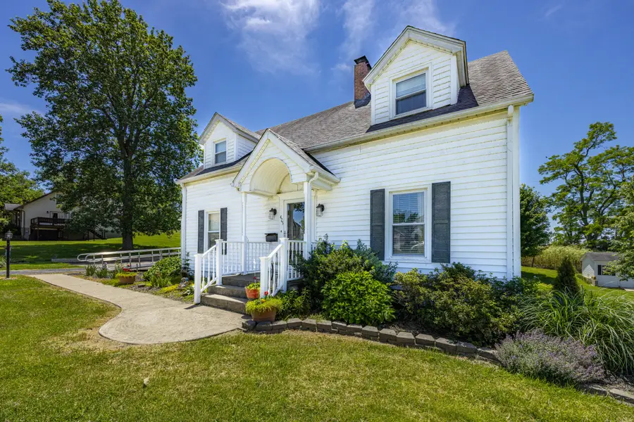 425 Elizaville Avenue, Flemingsburg, KY 41041 - #3