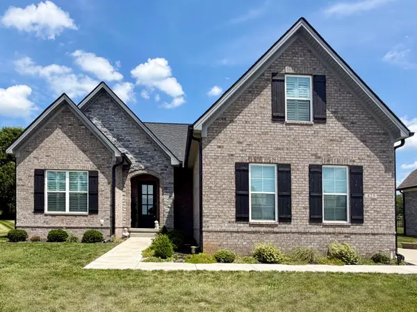 423 Houston Oaks Drive, Paris, KY 40361