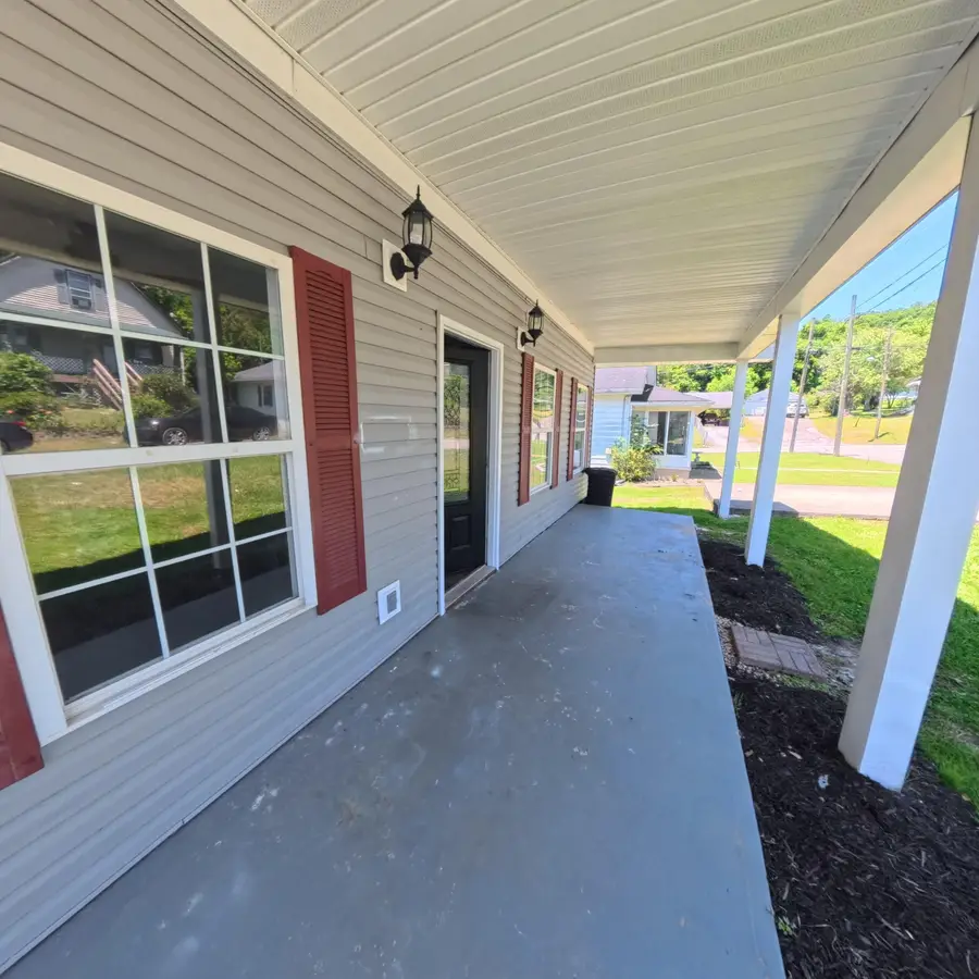 504 Cantrill Street, Irvine, KY 40336 - #3