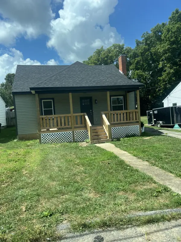 122 Saint Clair Street, Versailles, KY 40383