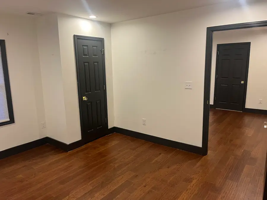 122 Saint Clair Street, Versailles, KY 40383 - #2