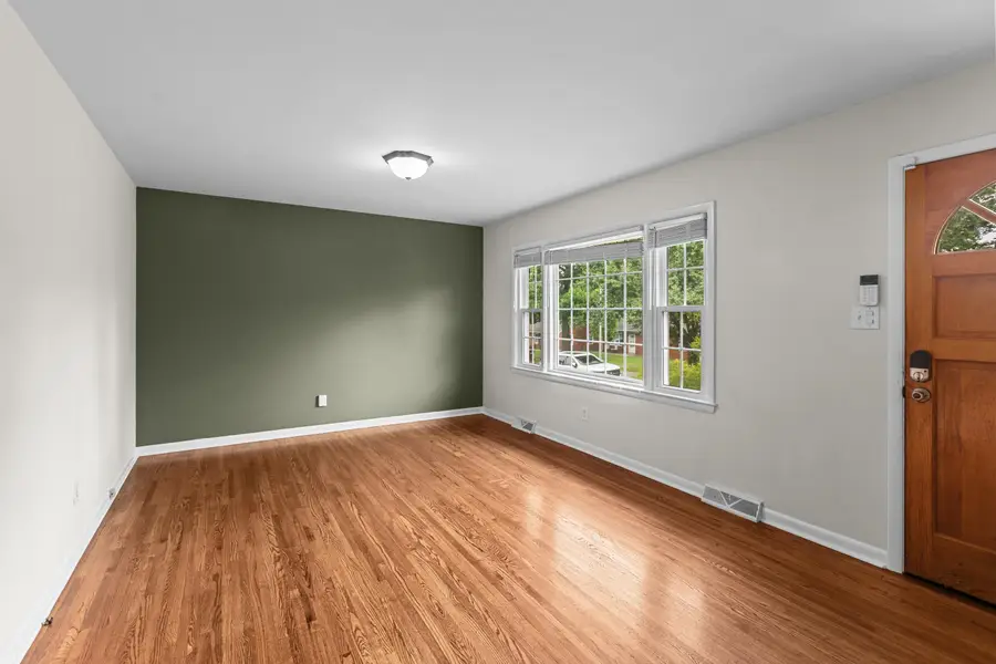 3841 Walhampton Drive, Lexington, KY 40517 - #2