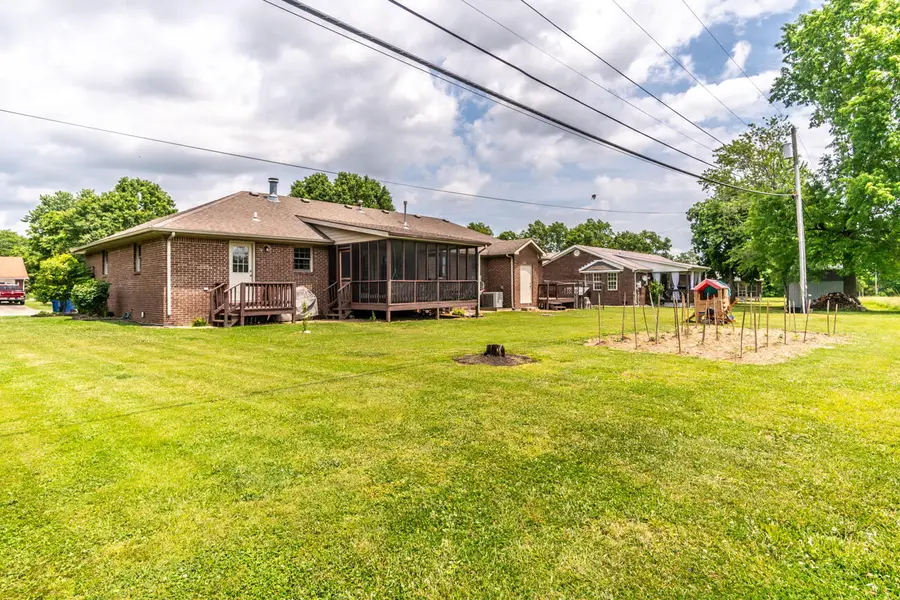128 S Cumberland Street, Berea, KY 40403 - #2