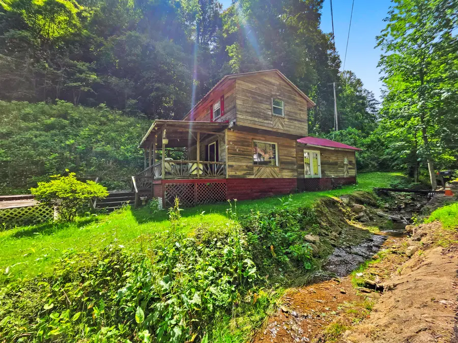 6728 Straight Hollow Road, McVeigh, KY 41555 - #2