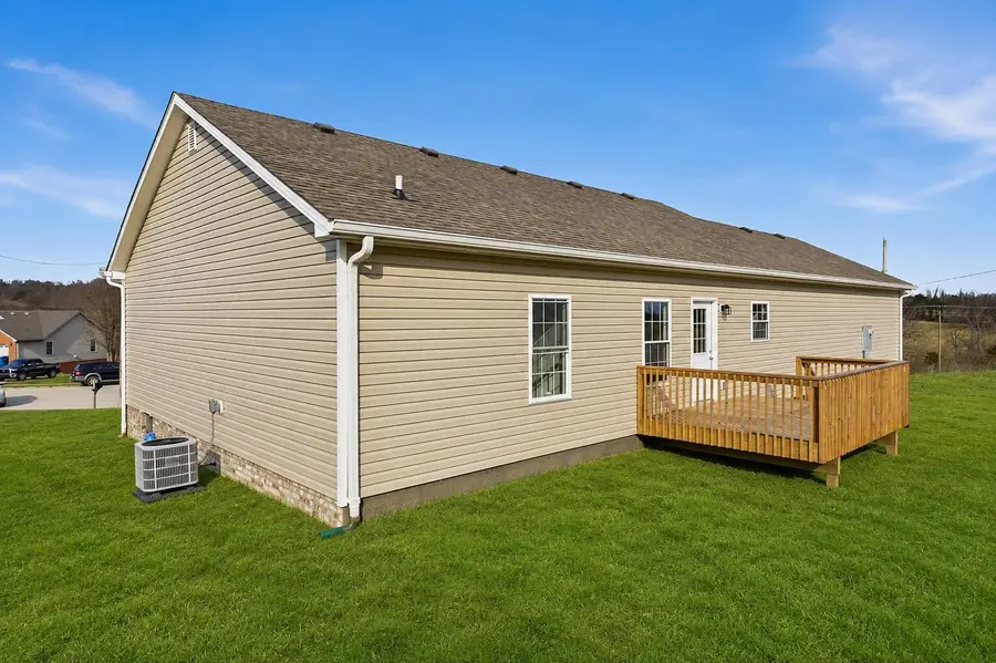 2070 Nathan Way, Lawrenceburg, KY 40342 - #2