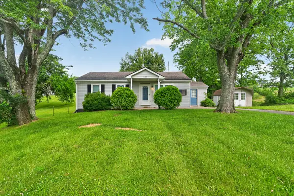 1127 Pine Crest Road, Lancaster, KY 40444