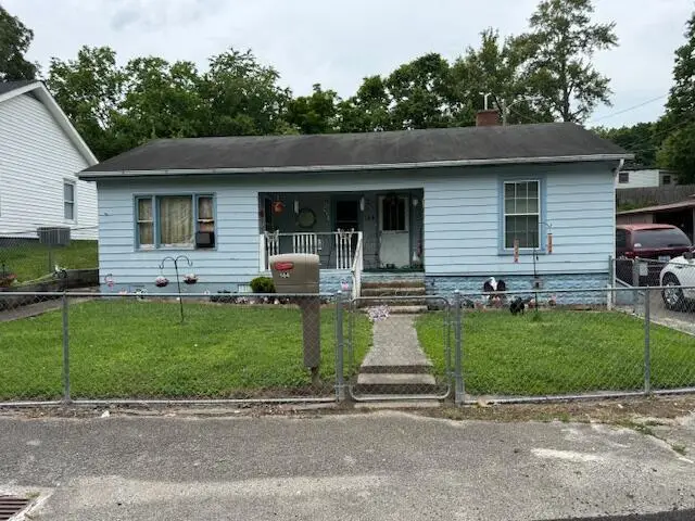 144 N Plum Street, Irvine, KY 40336 - #1