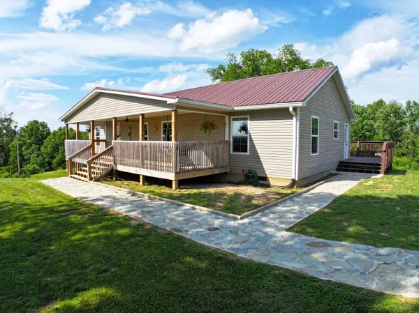 1410 Winston Road, Irvine, KY 40336