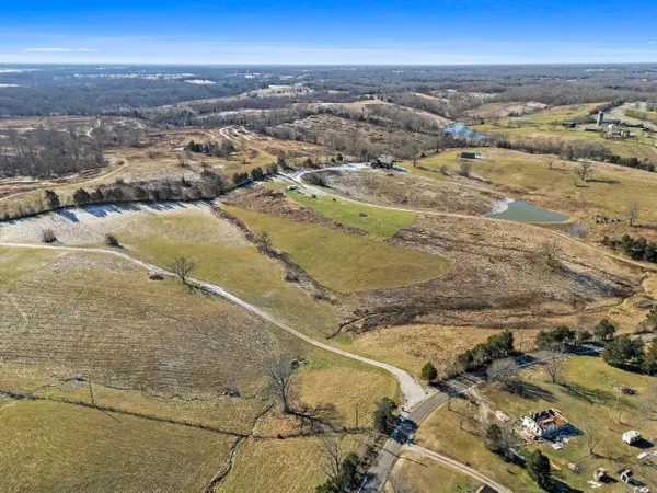 2011 Mill Creek Pike, Lawrenceburg, KY 40342