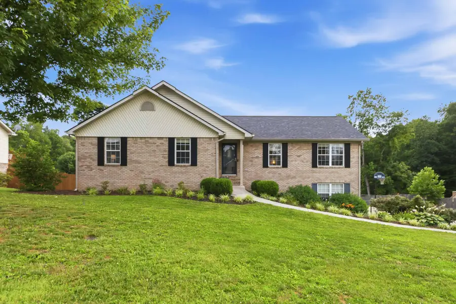 616 Woodview Drive, Somerset, KY 42503 - #3