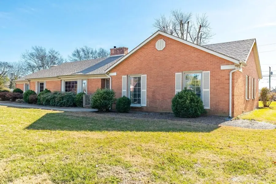 204 Ridgehill Drive, Hopkinsville, KY 42240 - #2