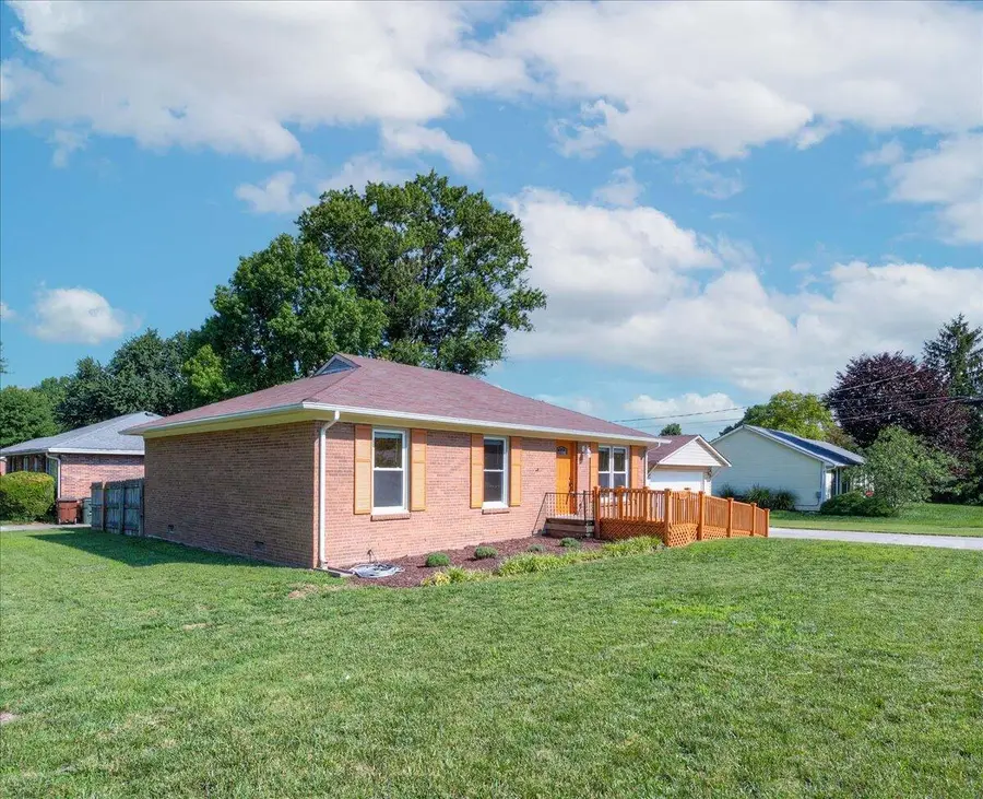 3869 Lee Adams Lane, Lexington, KY 40514 - #3