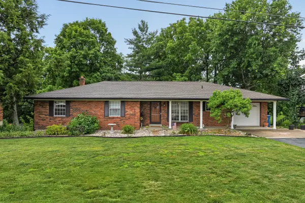 210 Ridgelea Drive, Williamstown, KY 41097