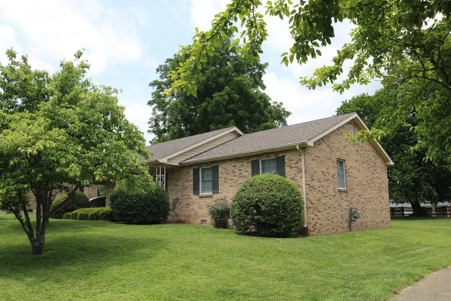 106 Clinton Drive, Paris, KY 40361 - #2
