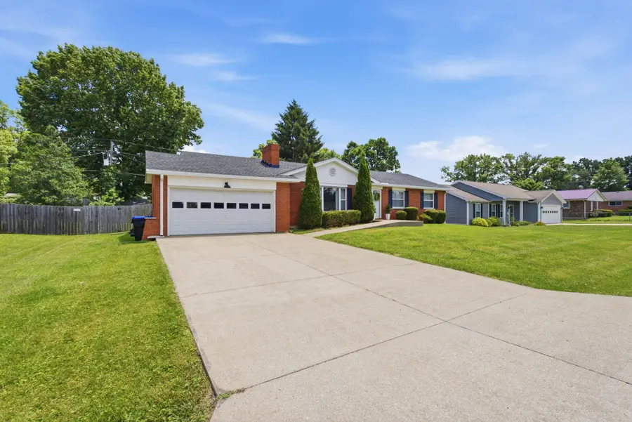 207 Bellwood Court, Frankfort, KY 40601 - #3