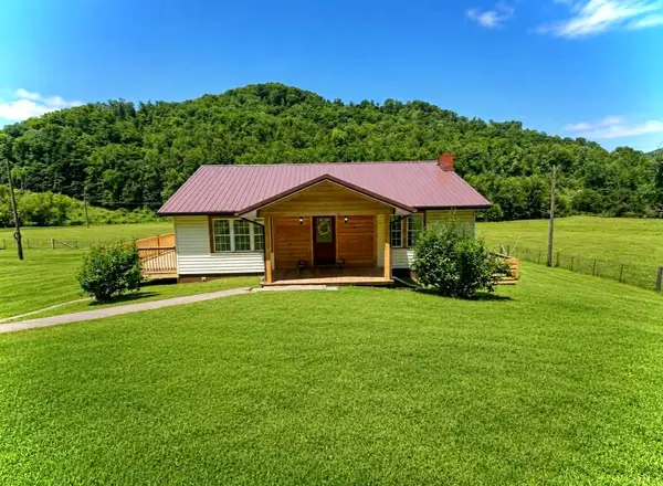 2082 Kentucky 92, Pineville, KY 40977