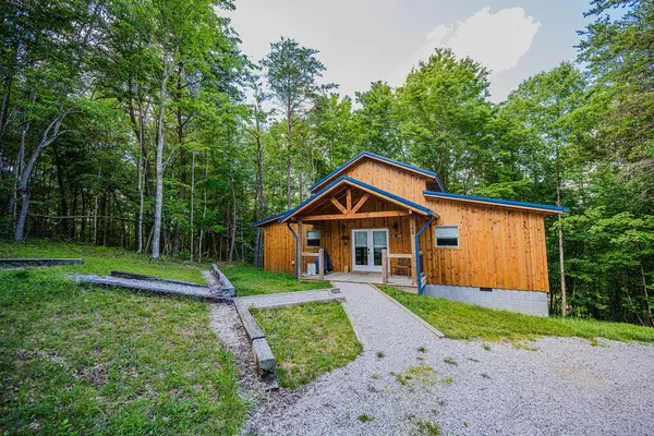 168 Eagle Ridge Road, Campton, KY 41301