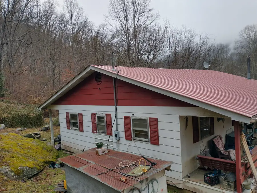 19 Harlan Lane, Buckhorn, KY 41721 - #2