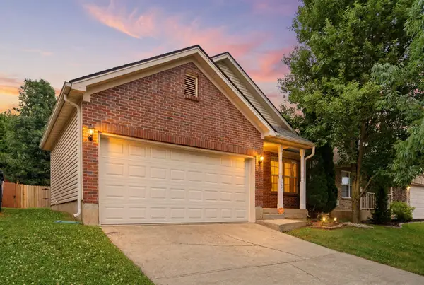 252 White Oak Trace, Lexington, KY 40511