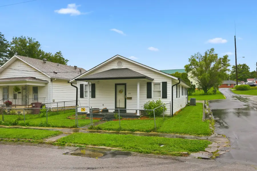 153 S Madison Avenue, Irvine, KY 40336 - #3