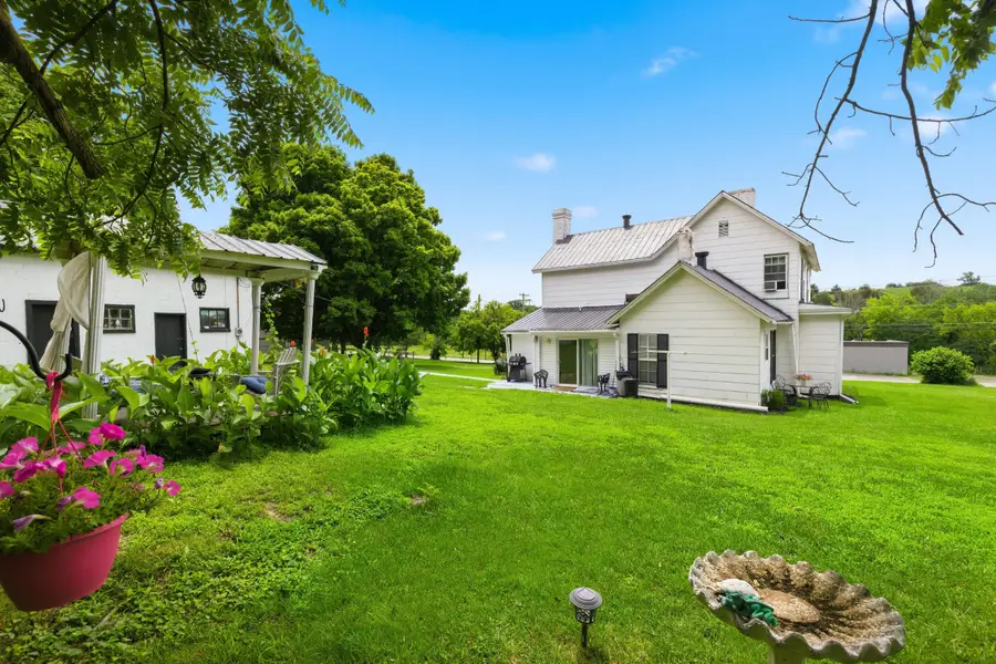828 E Main Street, Stanford, KY 40484 - #3